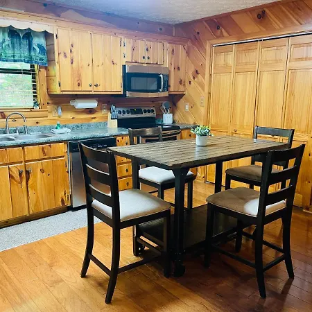 Smoky Mountain Enchanting Haven 3Br2Ba Cabin Sevierville Exterior photo