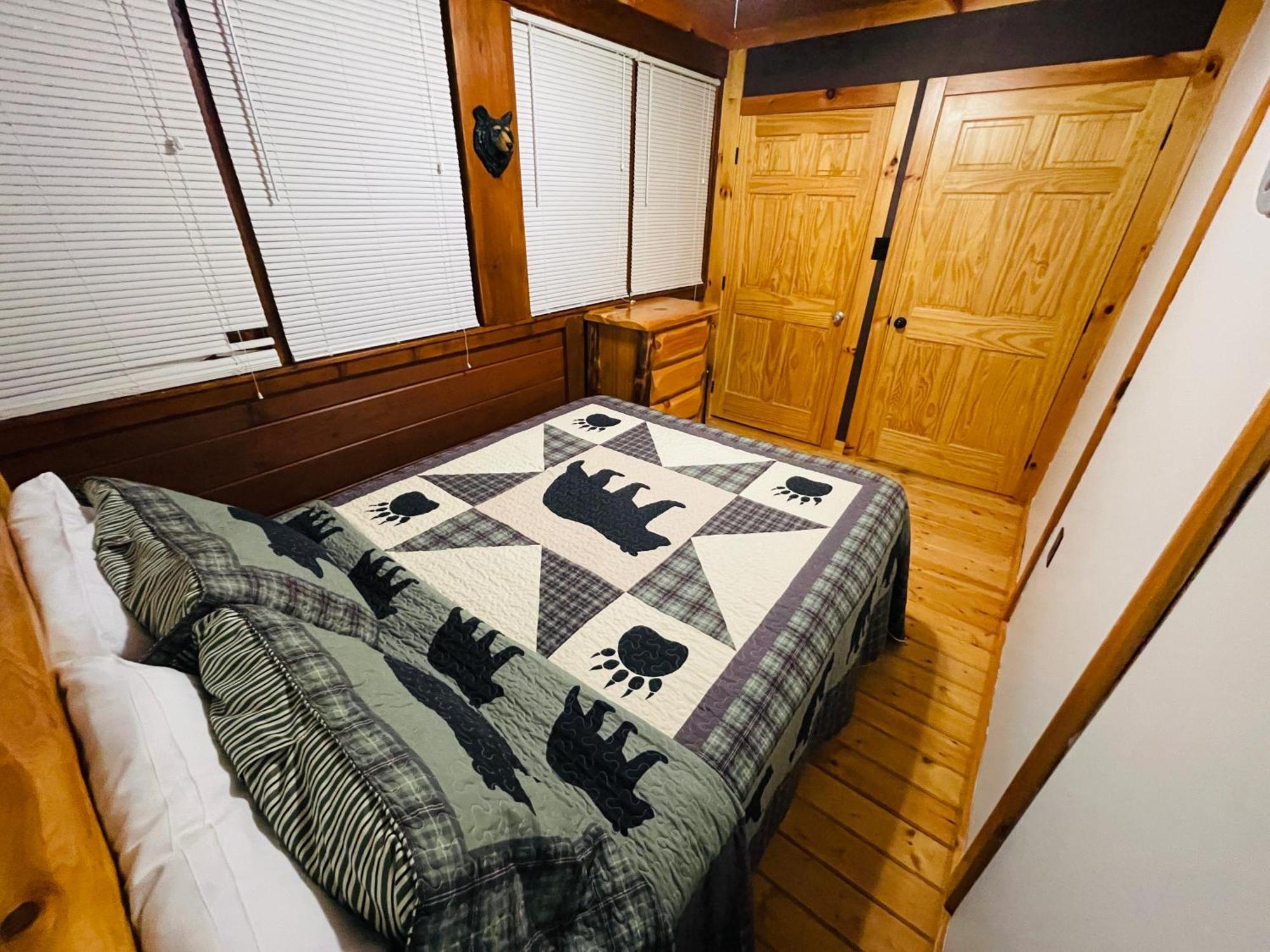 Holiday home Smoky Mountain Enchanting Haven 3br2ba Sevierville