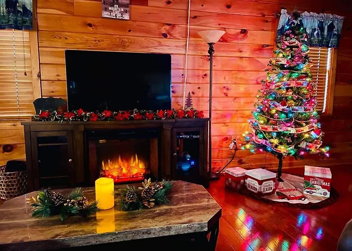 Smoky Mountain Enchanting Haven 3Br2Ba Cabin